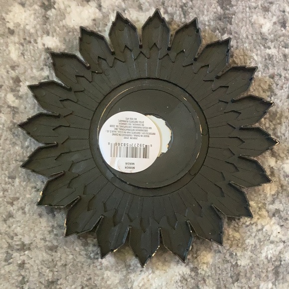 Brand new rustic mini mirror - Picture 3 of 5